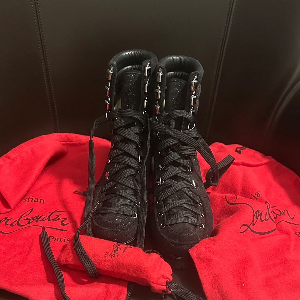Christian Louboutin Who Runs Flat Crosta Star Black Glitter Women’s Boots